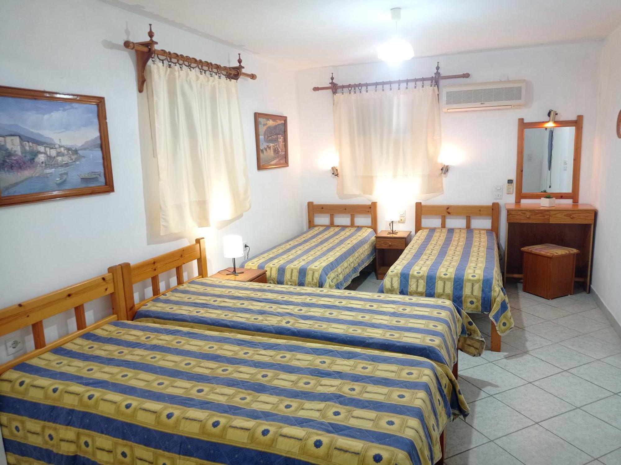 Alexandros Rooms & Studios Σκόπελος Εξωτερικό φωτογραφία